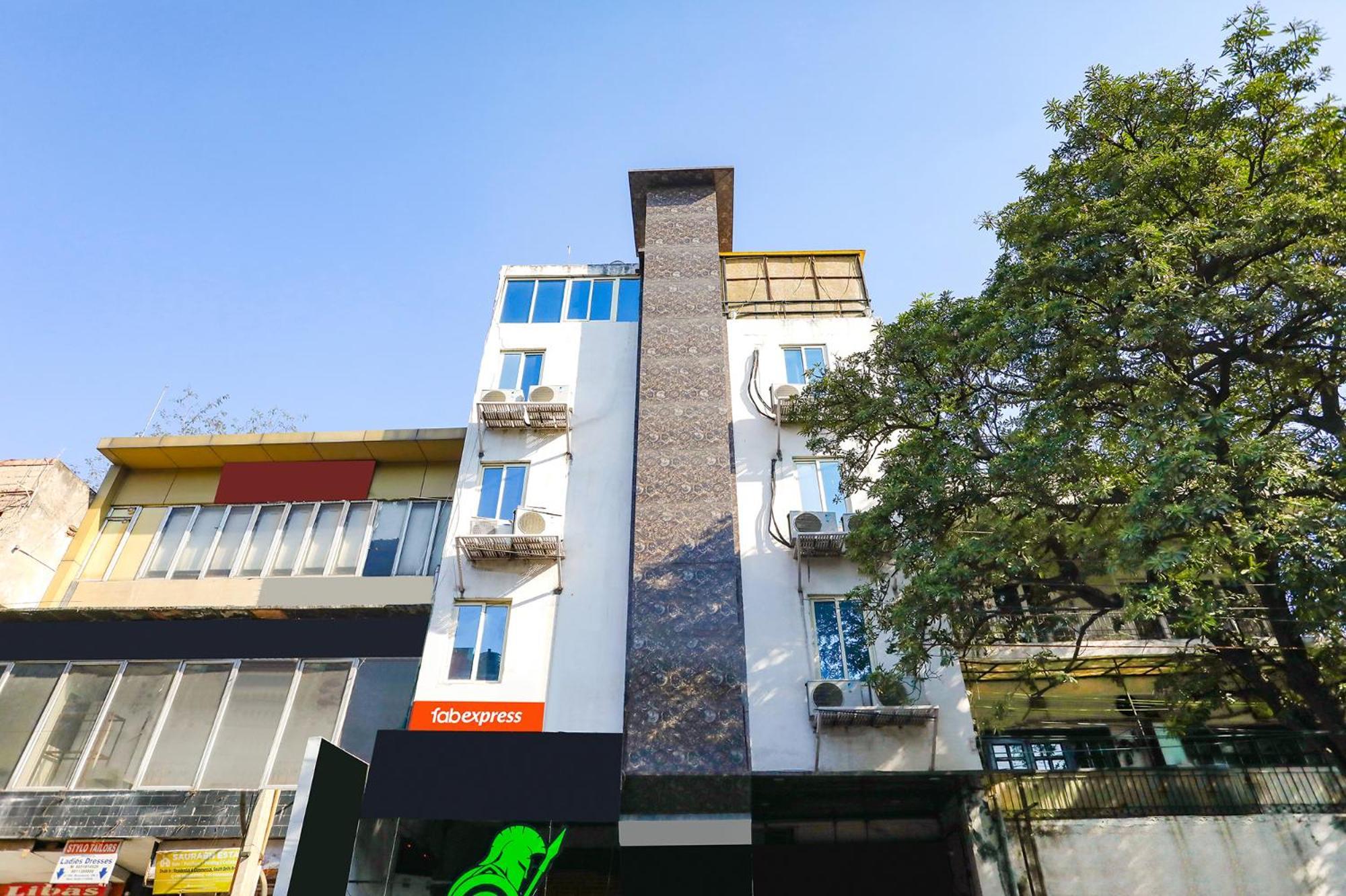 Fabexpress The Arrow Hotel New Delhi Exterior photo